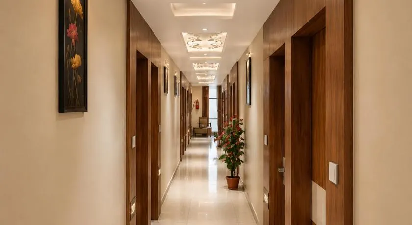 Hotel Royal Blue - Image 1