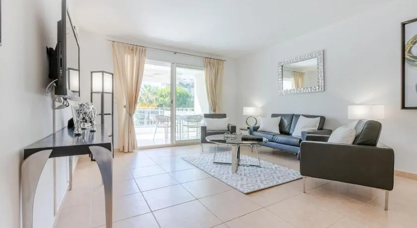 3-Zimmer-Apartment in prestigeträchtiger Residenz - Image 1