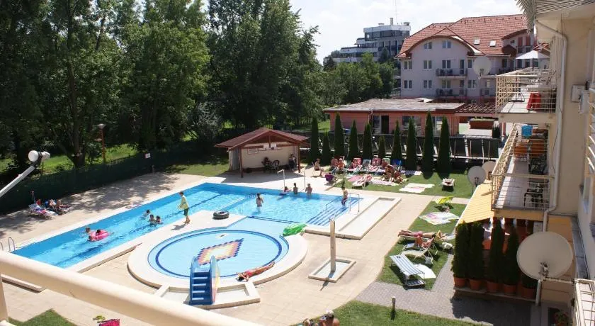 Boruzs Apartman - Image 1