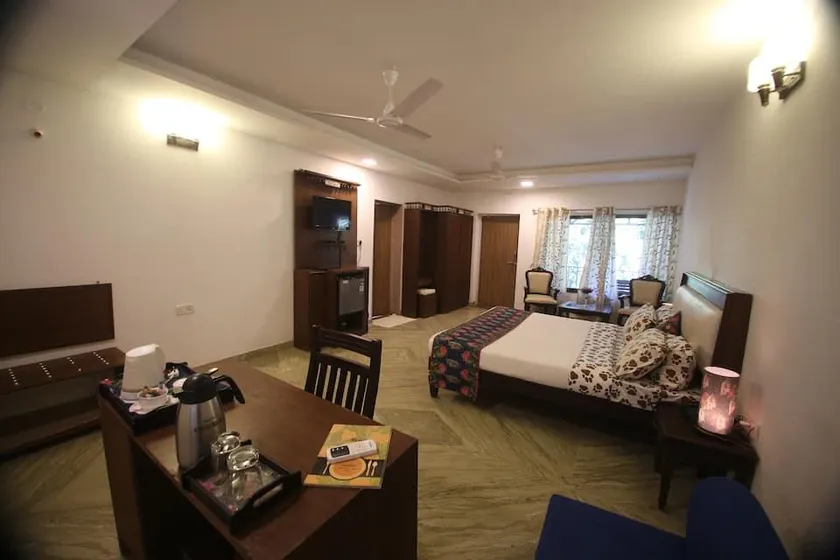 MPT Safari Lodge, Mukki - Image 1