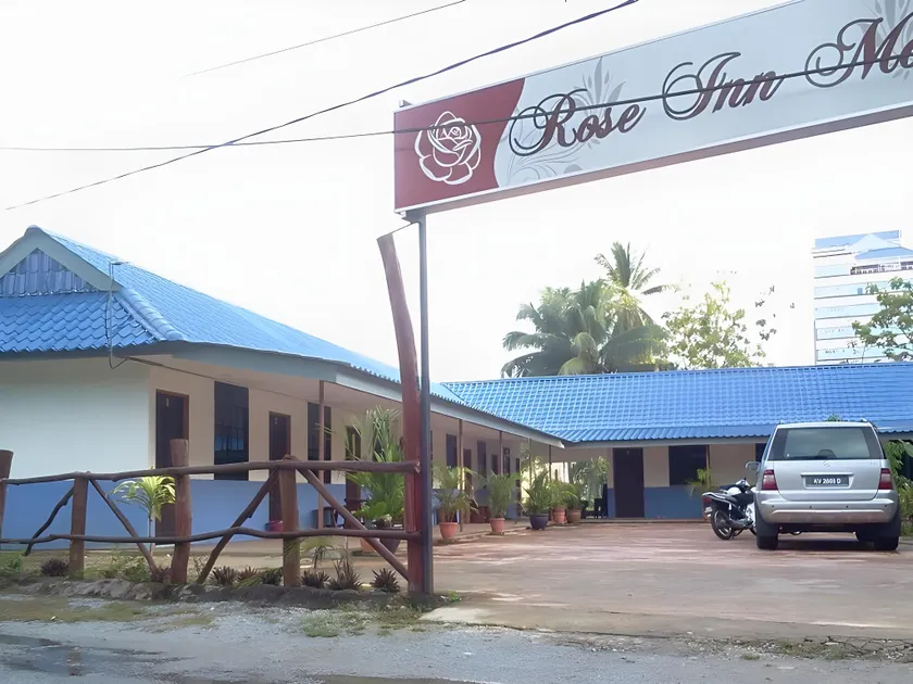 Rose Inn Motel - Image 1