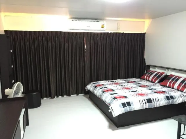 Muangthongthani Rental/Khun Dan - Image 1