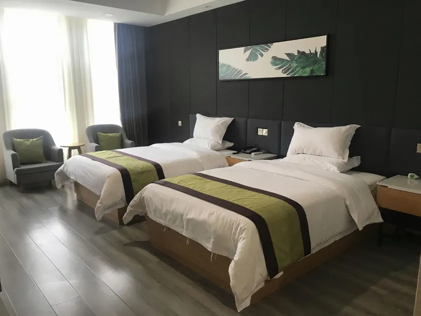 Wanbang Hotel - Image 1