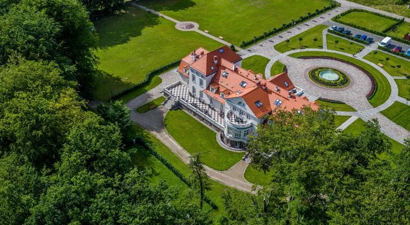 Pałac Łebunia - Image 1