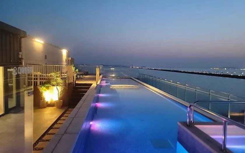 Hotel Cielo - Image 1
