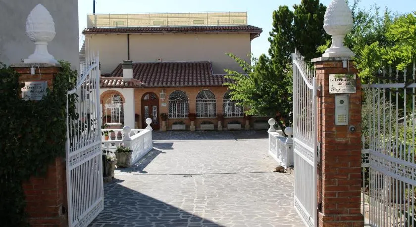 Residenza Le Terrazze di Gualdo Rent Rooms - Image 1