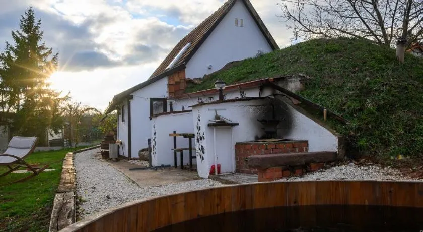 Házikó Balatonalmádi - Image 1