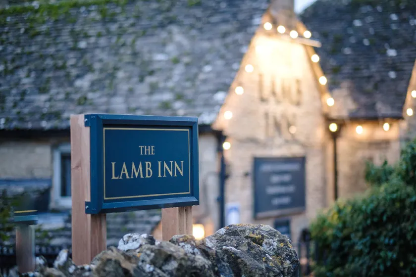The Lamb Inn - Image 1