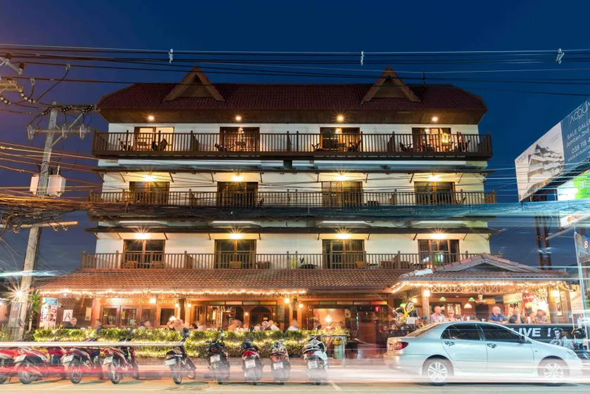 Jomtien Boathouse - Image 1