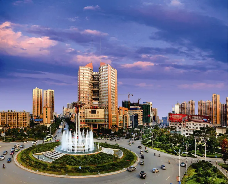 Huibao Hotel - Image 1