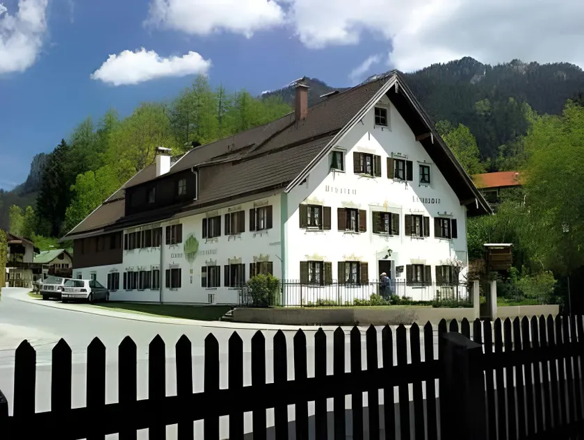 Gästehaus Enzianhof Hotel Garni - Image 1