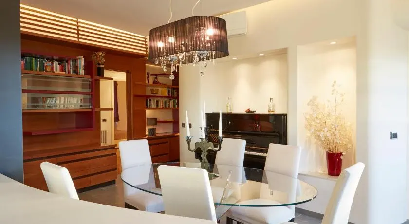 Vatican Luxury Penthouse with Terrace - Image 1