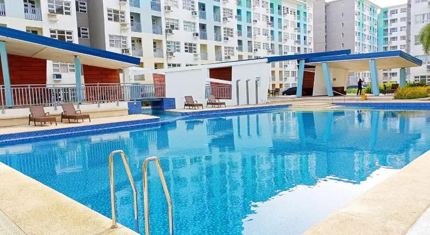 4th- Sea View of Seawind Condominium - Image 1