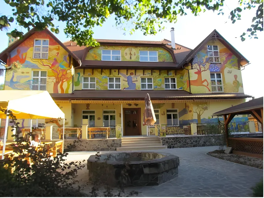 Hotel Encian - Image 1