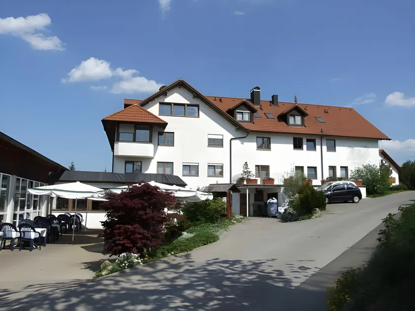 Landhotel Wiesenhof - Image 1