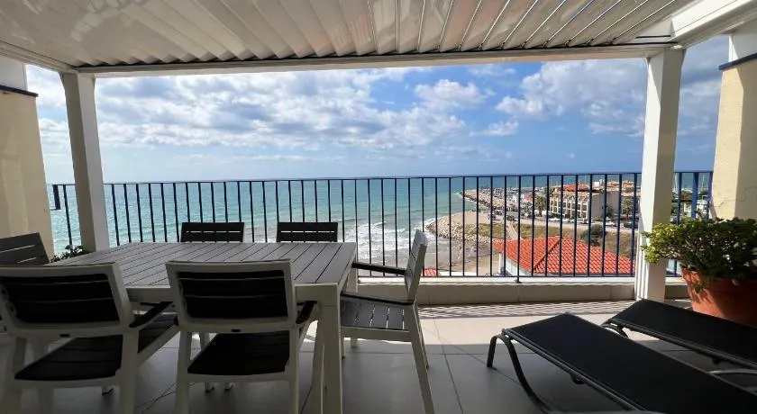 Marina Duplex by Hello Homes Sitges - Image 1