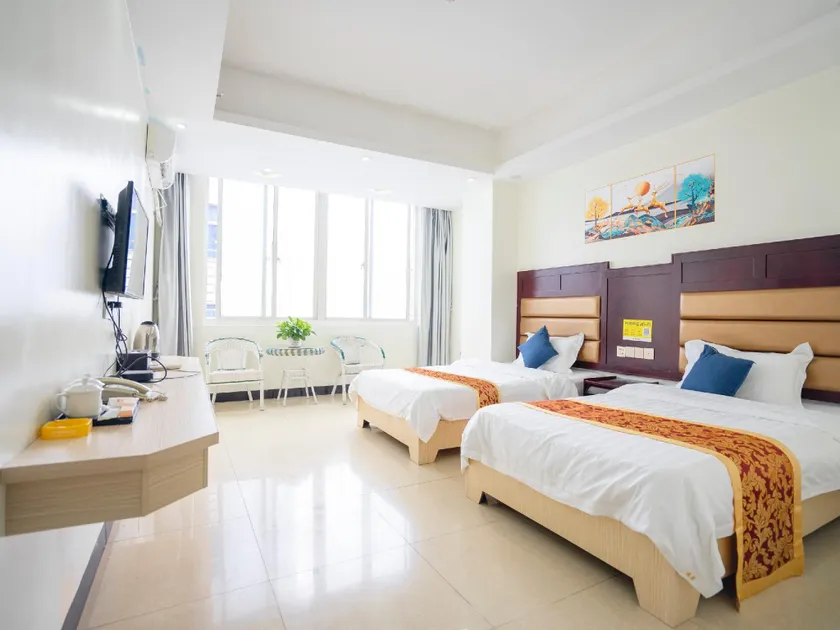 Walton Hotel (Danzhou Summer Plaza Branch) - Image 1