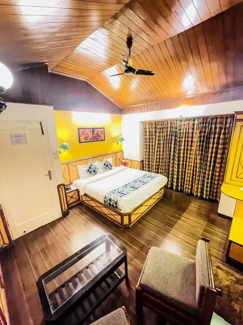 Hotel Sangeet - Image 1