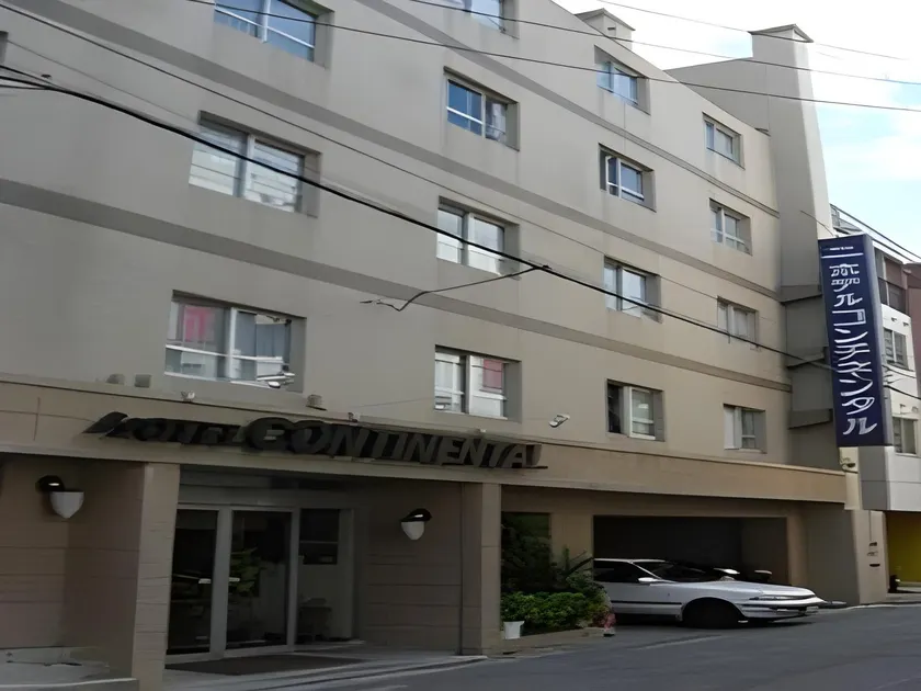 Okinawa Hotel Continental - Image 1