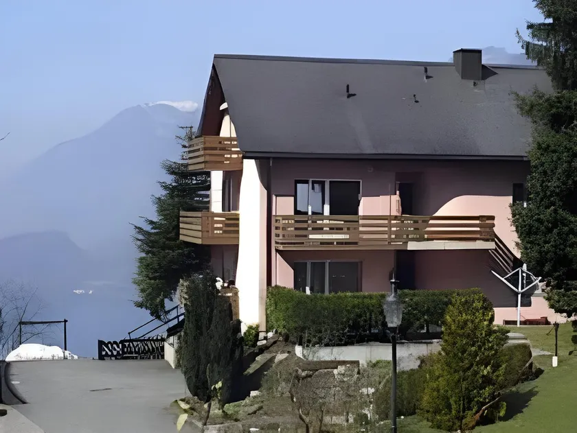 BellaRosa - Image 1