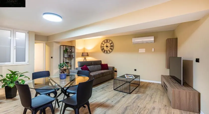 Peaceful, comfy 1BR Nature Retreat: Serene Bliss by 360 Estates - Image 1