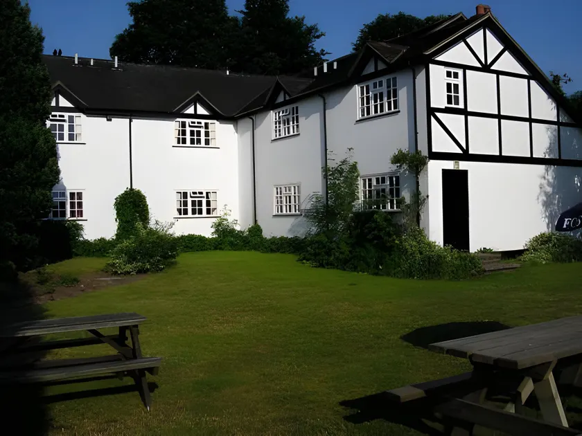 White Lion Hotel - Image 1