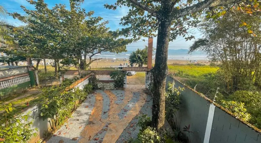 Casa frente ao mar/pé na areia no Indaiá até 18 pessoas - Image 1