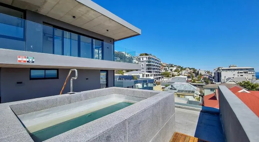 Rooftop pool Couples promenade retreat-Wifi- NEW - Image 1