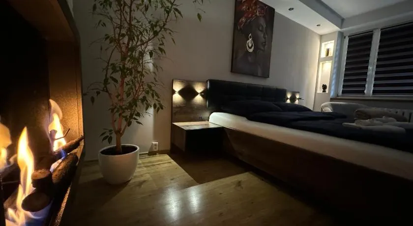 Studio Centrum 2 - Image 1