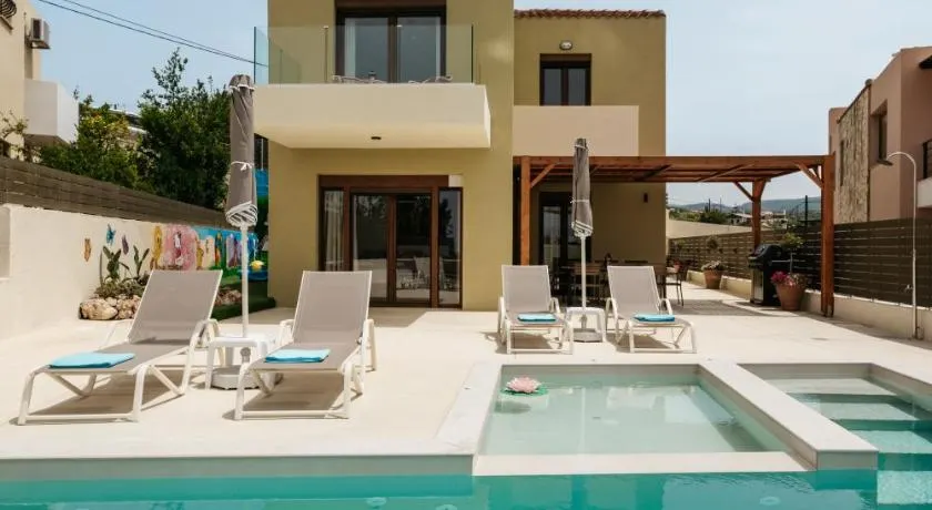 Avidianos' -Family Perfect- Residence - Image 1