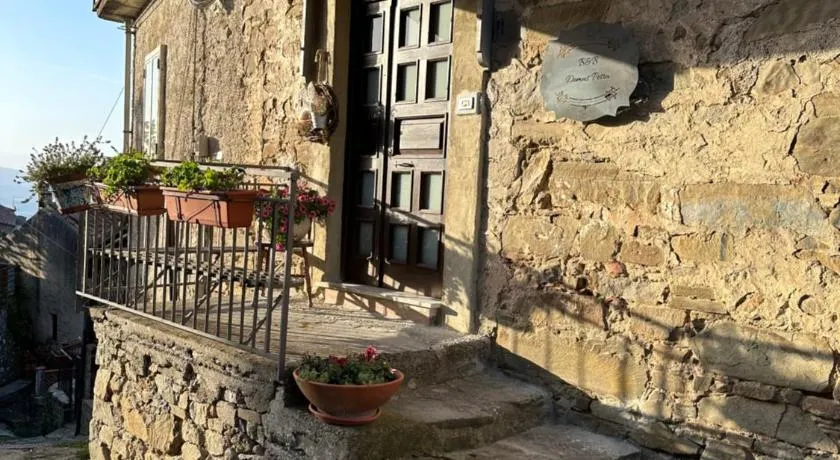 Domus Petra - Image 1