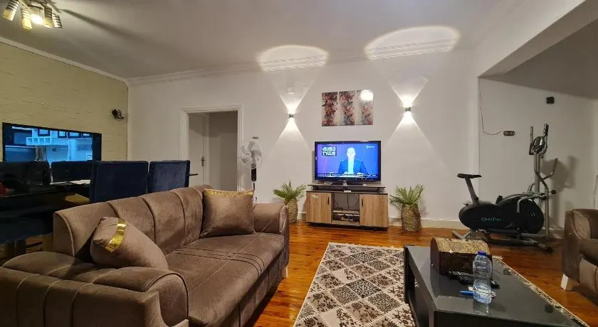 Convenient Apartment in Makram Ebaid - Nasr City - Image 1