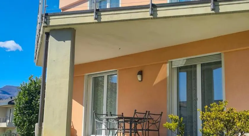 Apartamento de 2 dormitorios a tan s����lo 100 metros de la playa y del paseo - Image 1