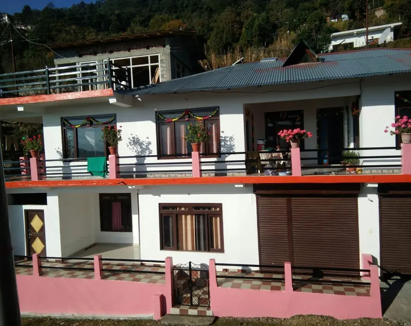 Pangtey Homestay - Image 1