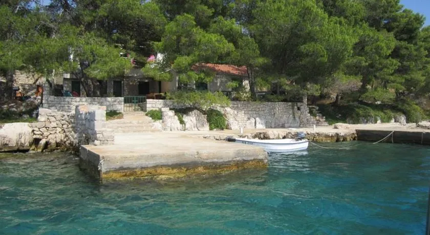 Secluded fisherman's cottage Lavdara, Dugi otok - 21569 - Image 1