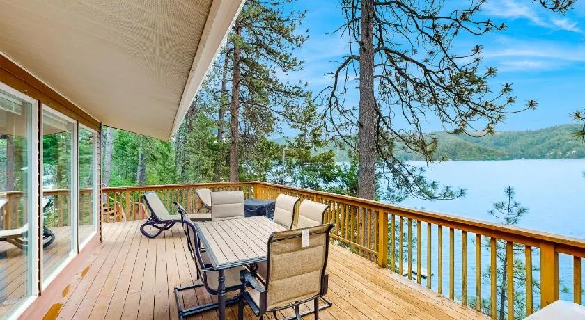 Destination Deer Lake - Image 1