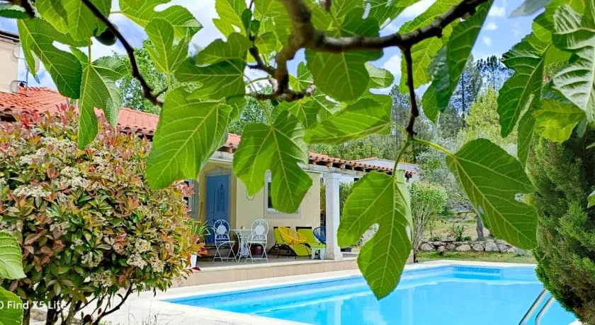 Casinha Siberiana, Casa de Hospedes - Image 1