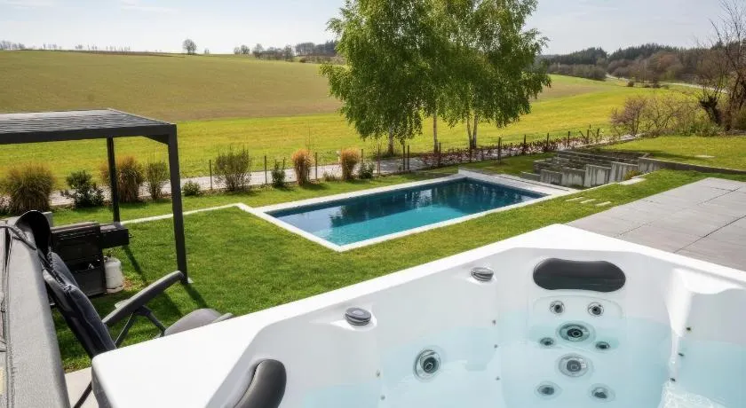 Luxury Loft I Pool, Whirlpool & Sauna I Close to Munich - Image 1