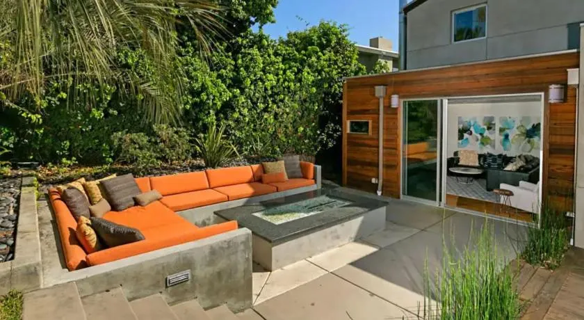 Sunset Cliffs Dream Home Ocean View Family Getaway - Image 1