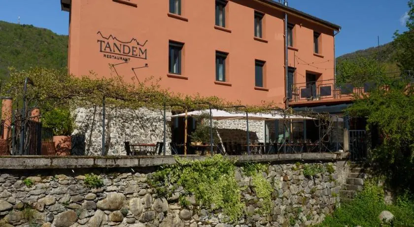 Tandem - Image 1