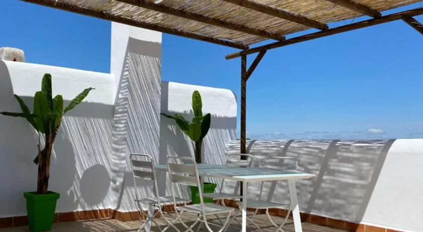 Mirador Deluxe - Image 1