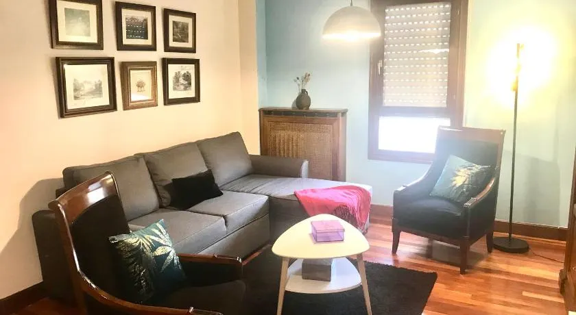 Precioso apartamento vintage en el centro de Haro - Image 1