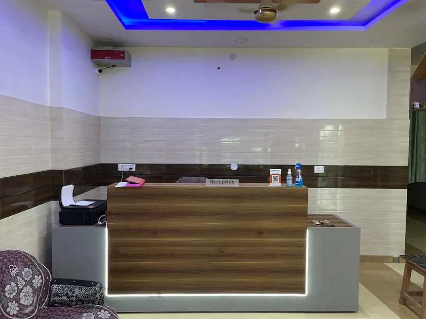 OYO Hotel Red Cross(banquet&restra) - Image 1