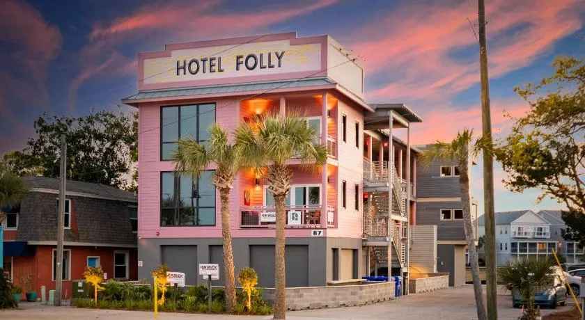 Hotel Folly with Marsh and Sunset Views - Image 1