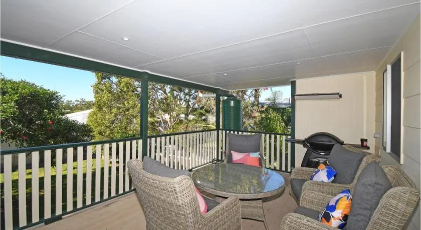 Sandy Shores in Hervey Bay - Image 1