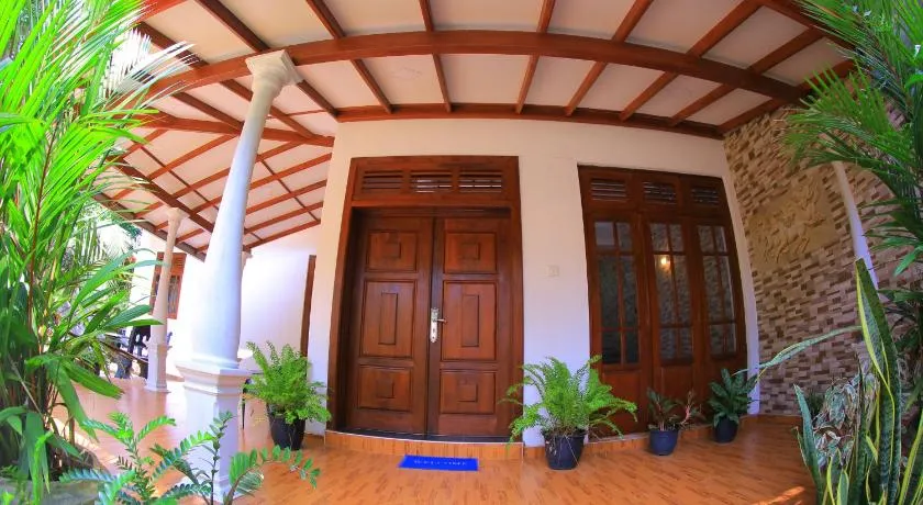 Abinu"s Place - Image 1