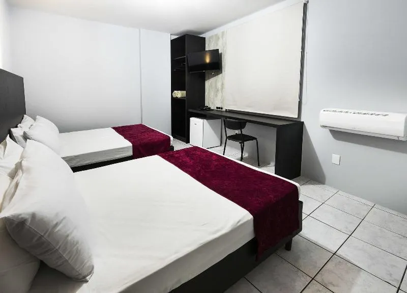 Hotel Gênova - Image 1