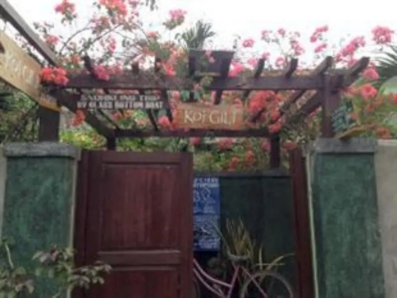 Koi Gili Guest House - Image 1