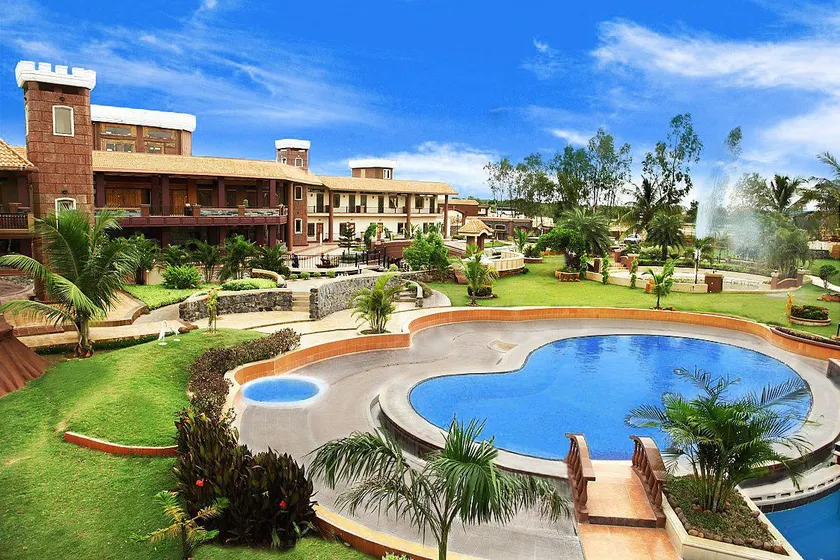 Hudson Resorts - Image 1
