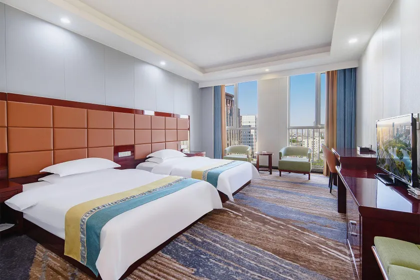 West Coast Garden Hotel - Image 1